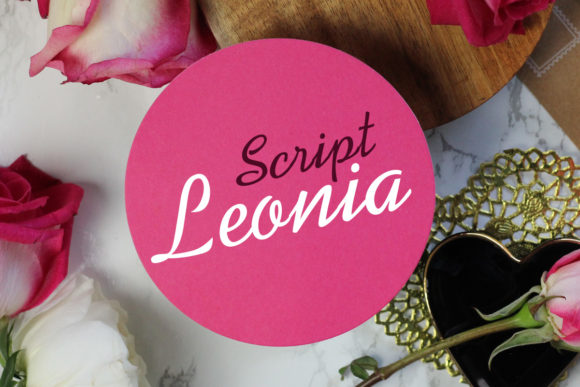 Leonia: A Script Font for Real-World Design